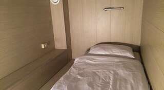 Гостевой дом Your Space Capsule Hotel Санкт-Петербург-3